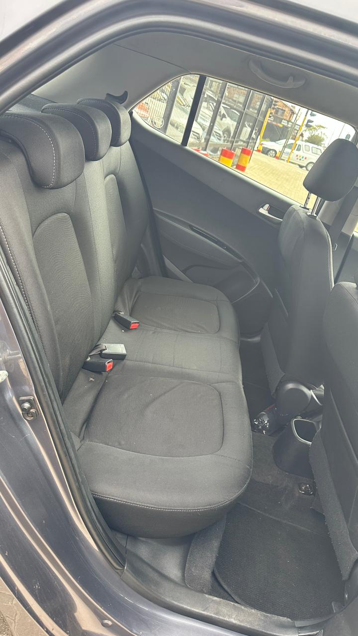 
								2016 Hyundai Grand i10 – 115,000KM | Manual | Fuel Efficient | Excellent Condition full									