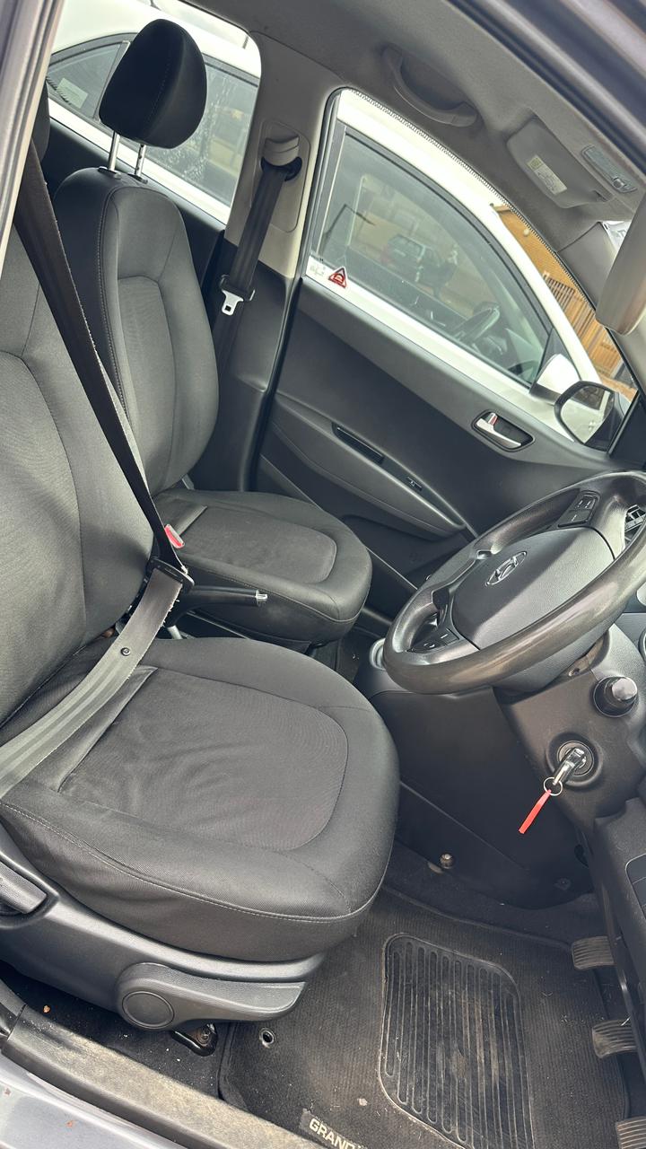 
								2016 Hyundai Grand i10 – 115,000KM | Manual | Fuel Efficient | Excellent Condition full									