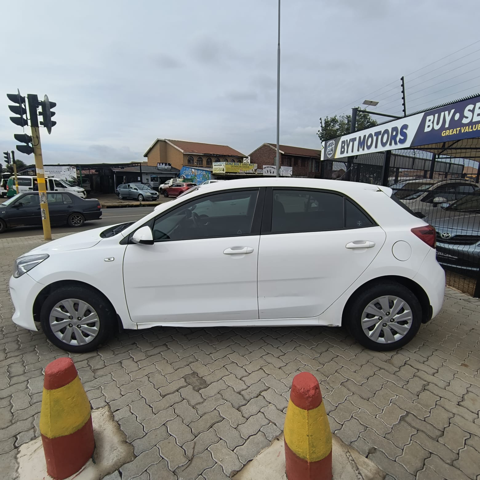
								2017 Kia Rio 1.2 – 147,000KM | Manual | Fuel Efficient | Excellent Condition full									
