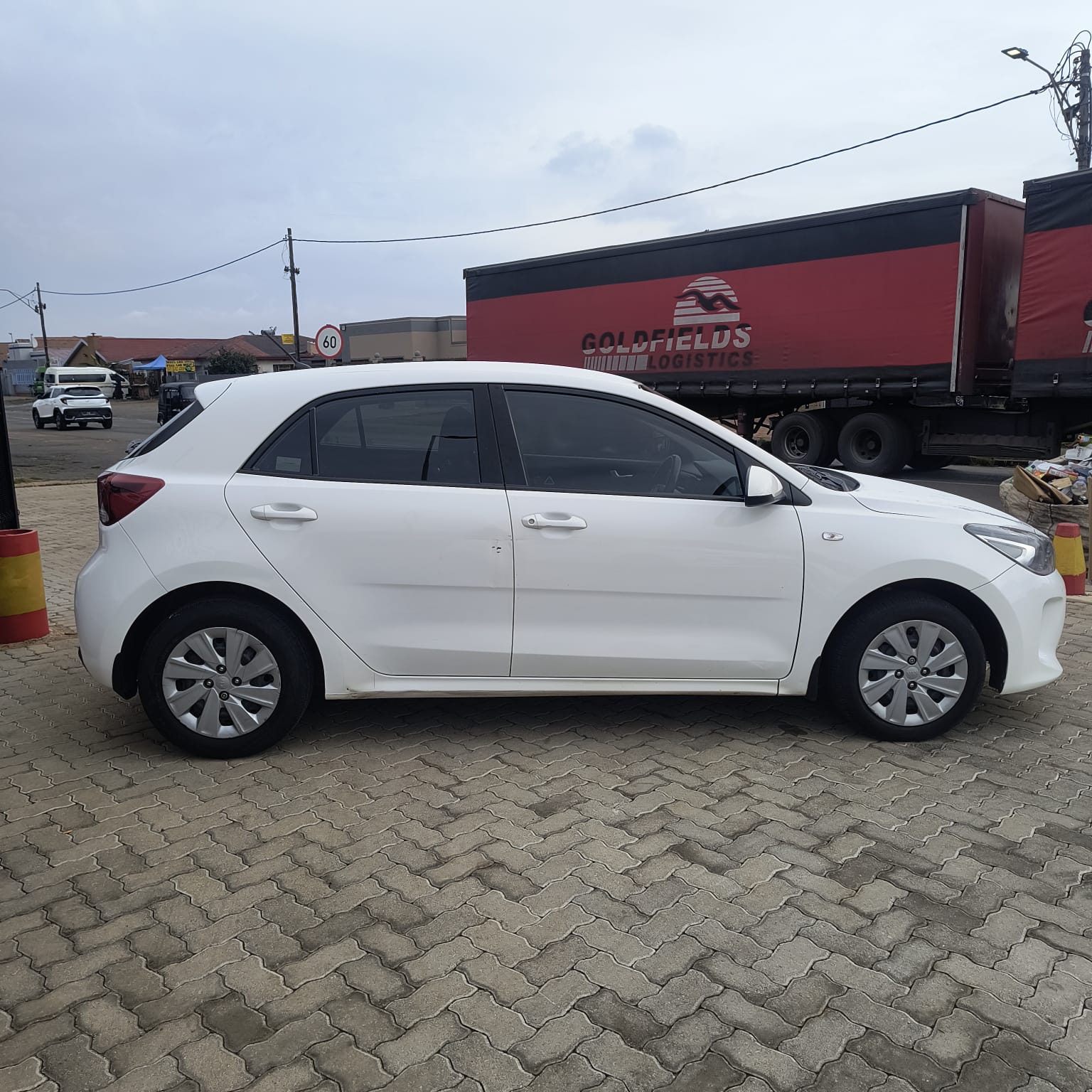 
								2017 Kia Rio 1.2 – 147,000KM | Manual | Fuel Efficient | Excellent Condition full									