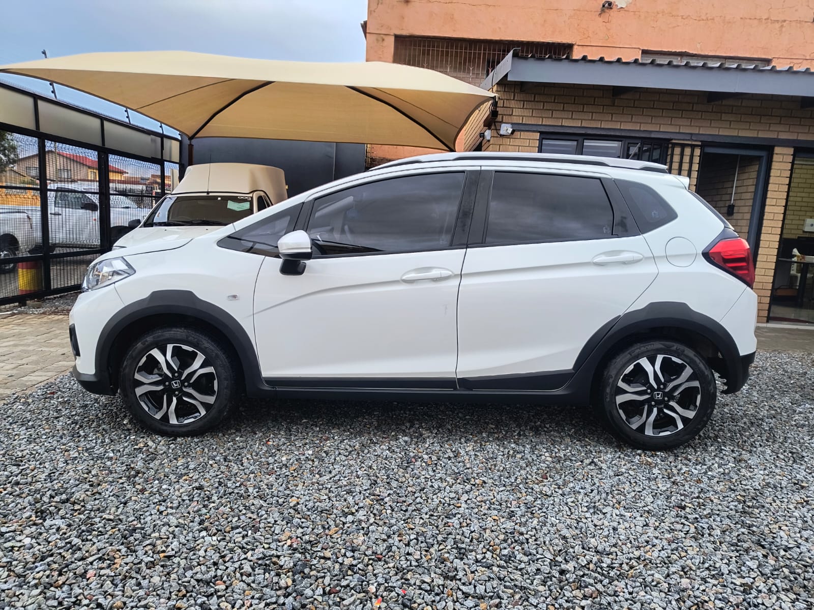 
								Honda WR-V 1.2 Comfort 2022 – 66,000KM | Full Service History full									