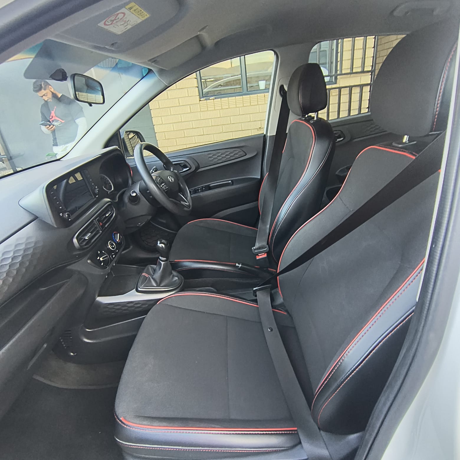 
								2024 Hyundai Grand i10 – 118,000KM | Full Service History | Like New full									