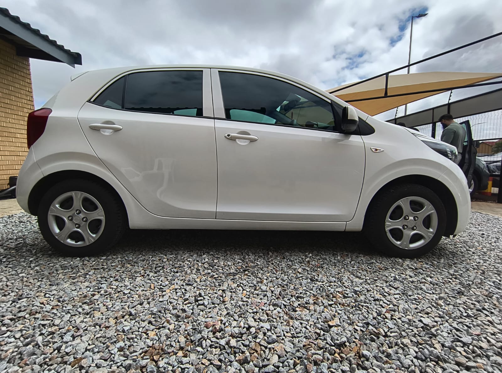 
								2018 Kia Picanto 1.0 Start | 68,275km | Manual | Full Service History full									