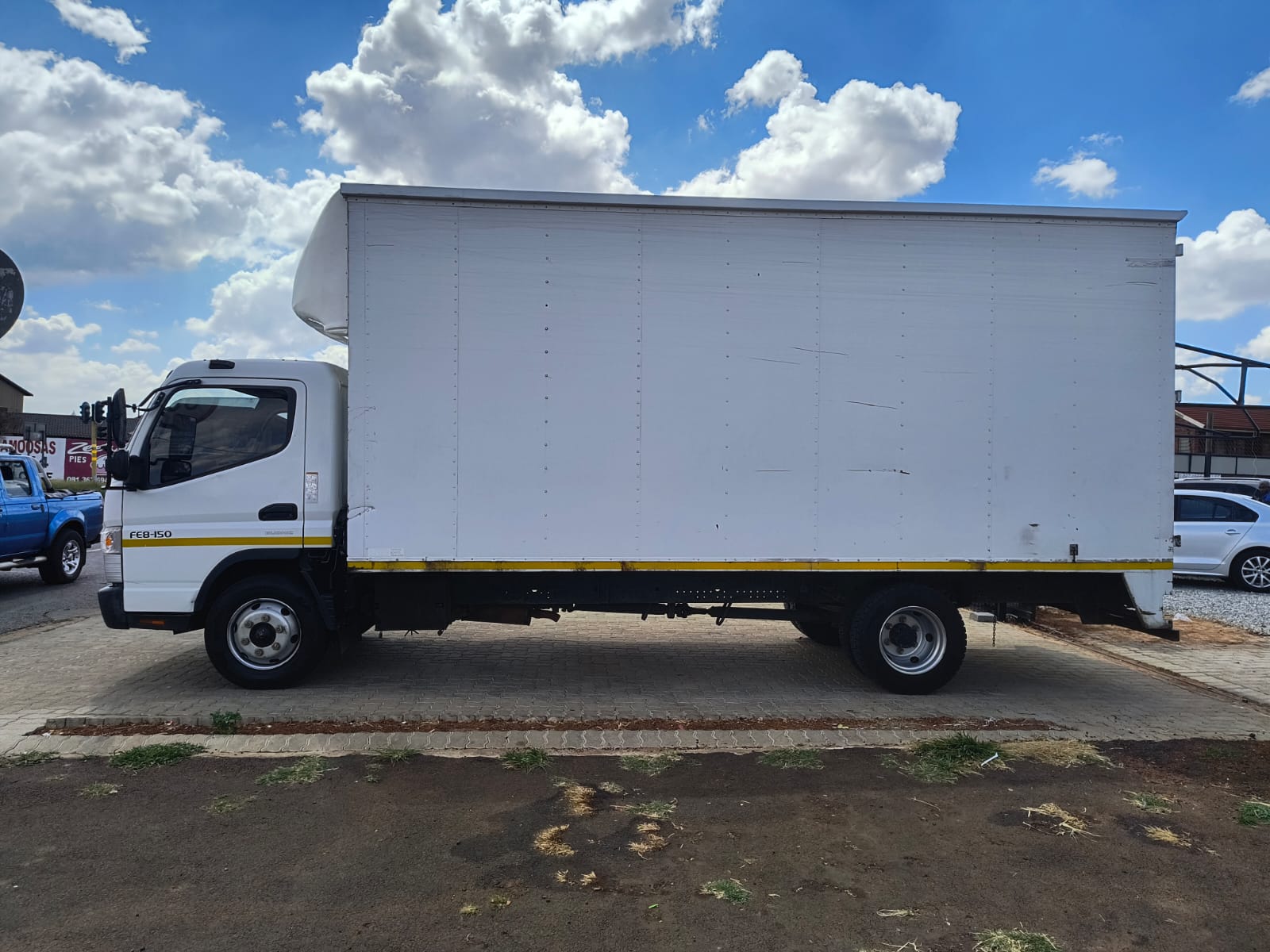 
								2019 Mitsubishi Fuso Canter Automatic Diesel 5 Ton Truck – 134,000km | BYT Motors Lenasia full									
