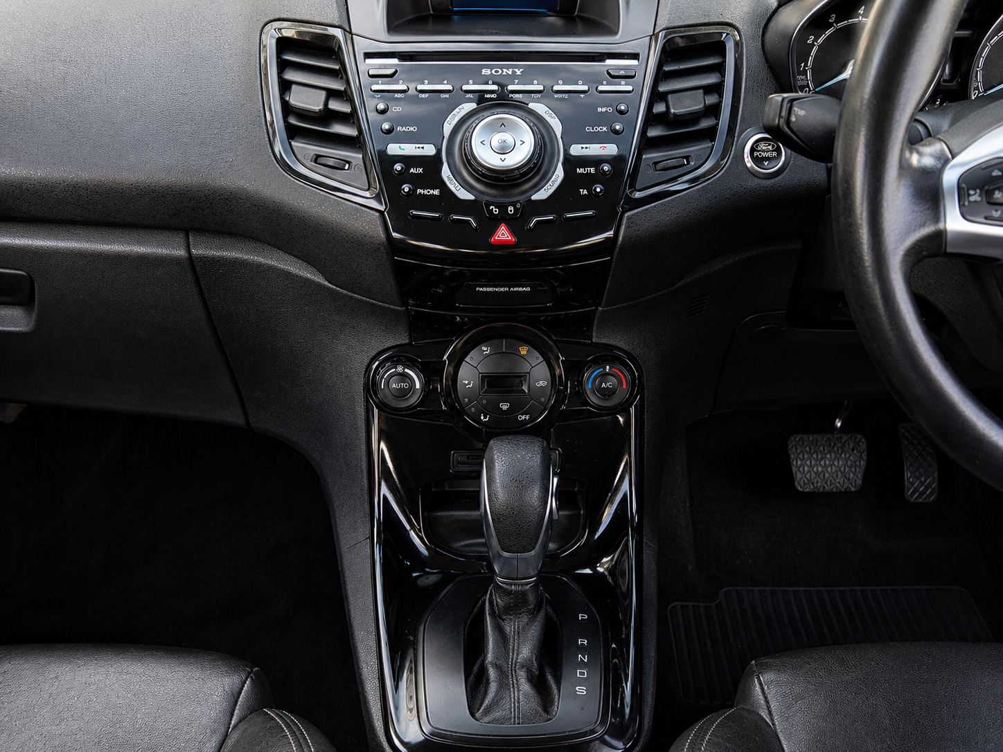 
								2016 Ford Fiesta 1.0 EcoBoost Titanium Automatic for Sale in Lenasia | BYT Motors full									