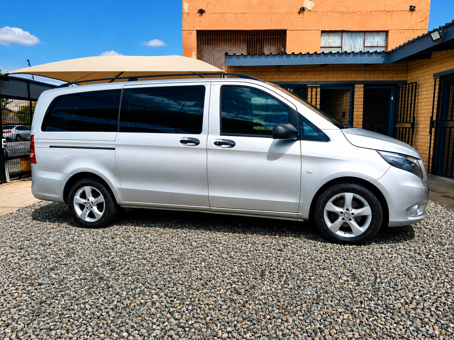 
								2017 Mercedes-Benz Vito Tourer 116 CDI For Sale in Lenasia | 8-Seater Diesel | BYT Motors full									