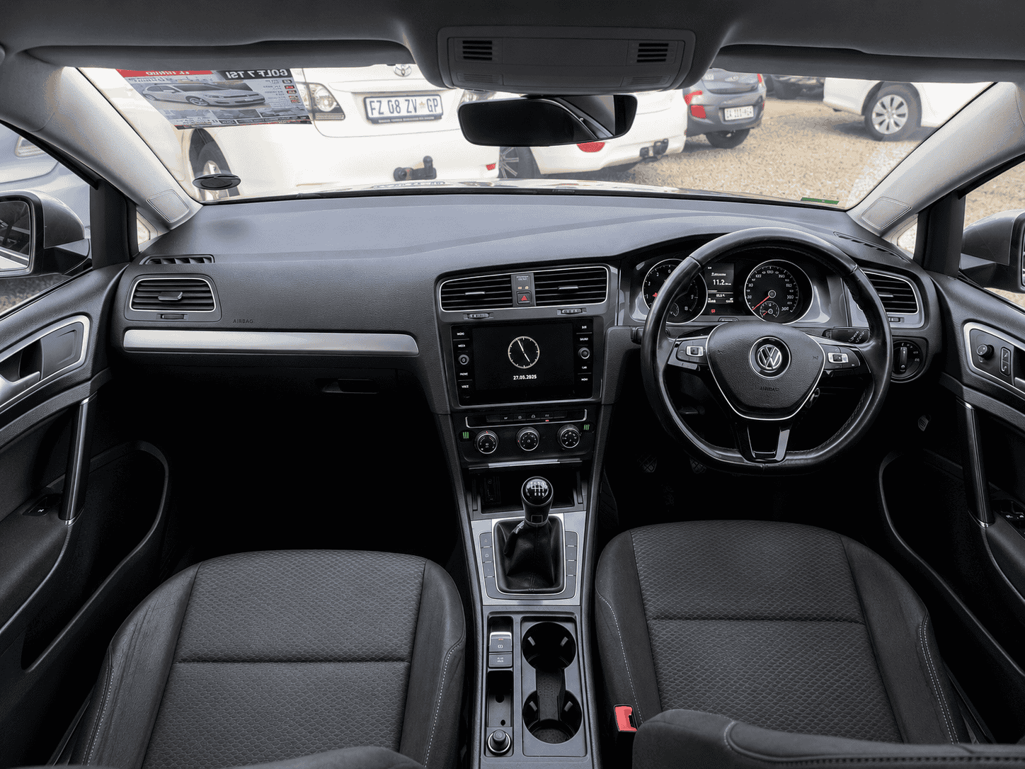
								2017 Volkswagen Golf 7 1.0 TSI Hatchback For Sale in Lenasia | BYT Motors full									