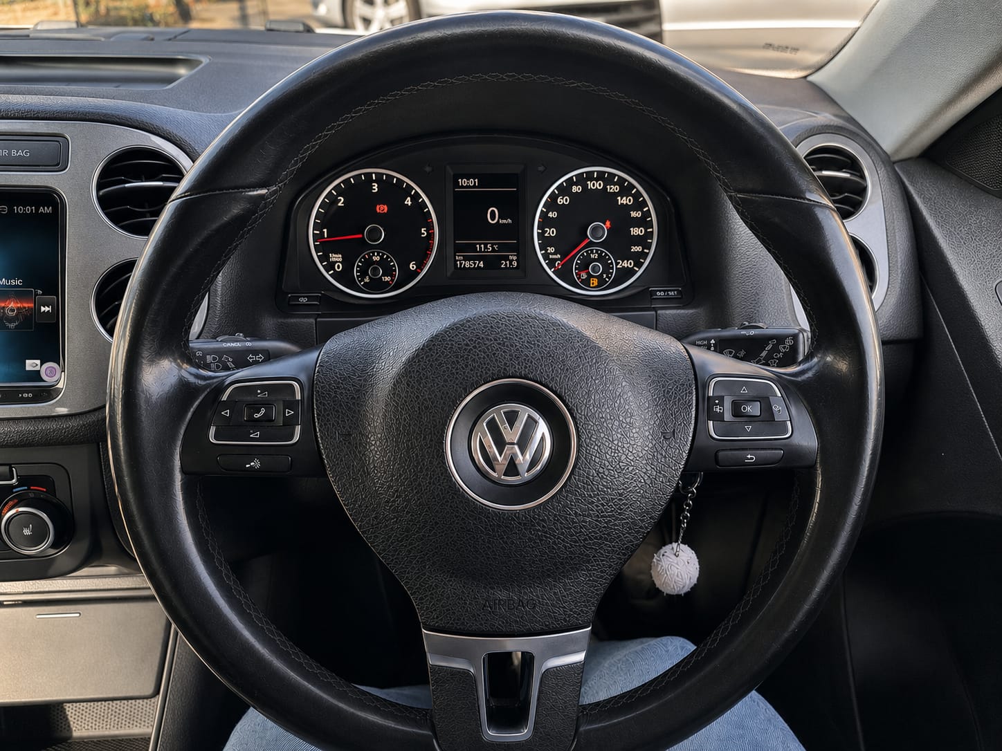 
								2012 VW Tiguan 2.0 TDI DSG Automatic 4Motion for Sale | Quality Used Cars in Lenasia Johannesburg | BYT Motors full									