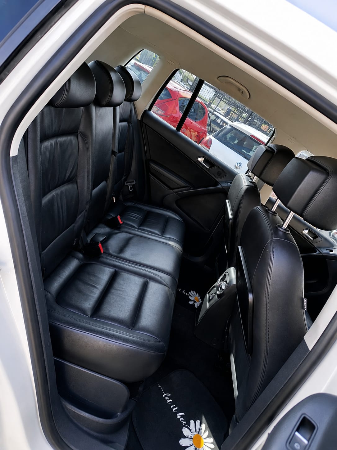 
								2012 VW Tiguan 2.0 TDI DSG Automatic 4Motion for Sale | Quality Used Cars in Lenasia Johannesburg | BYT Motors full									