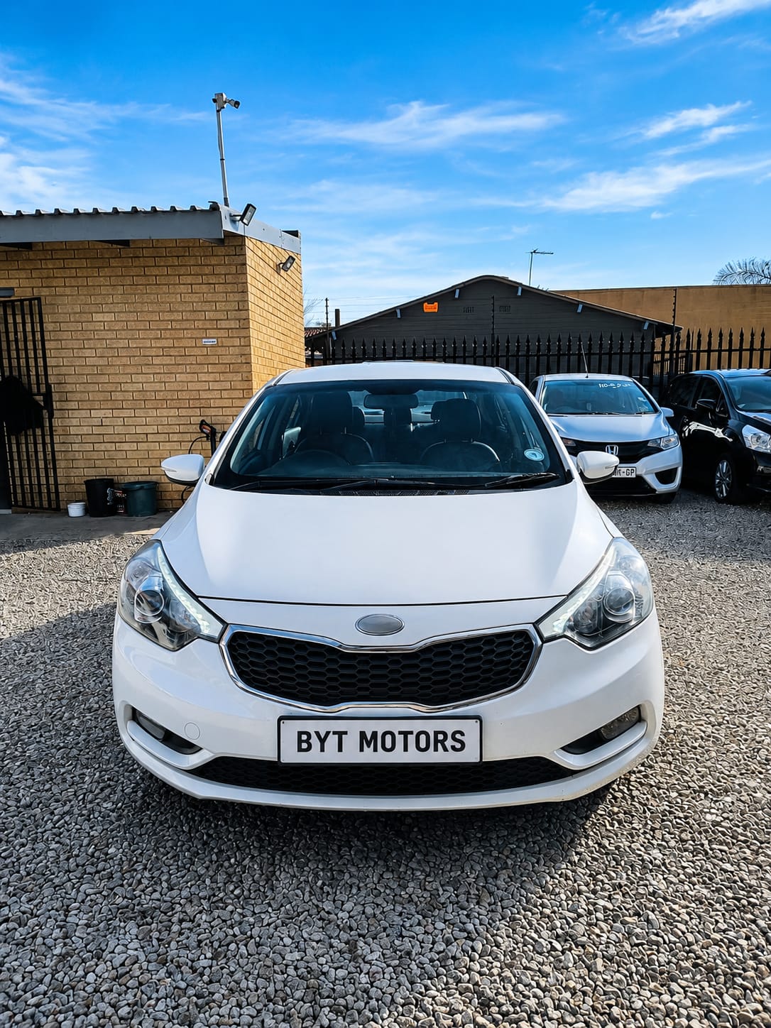 2012 kia cerato front view byt motors lenasia johannesburg1.jpg