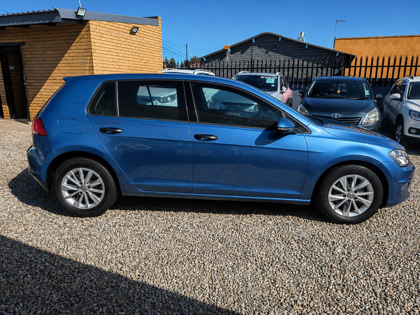 
								2014 Volkswagen Golf 7 1.2 TSI Manual for Sale in Lenasia, Johannesburg full									