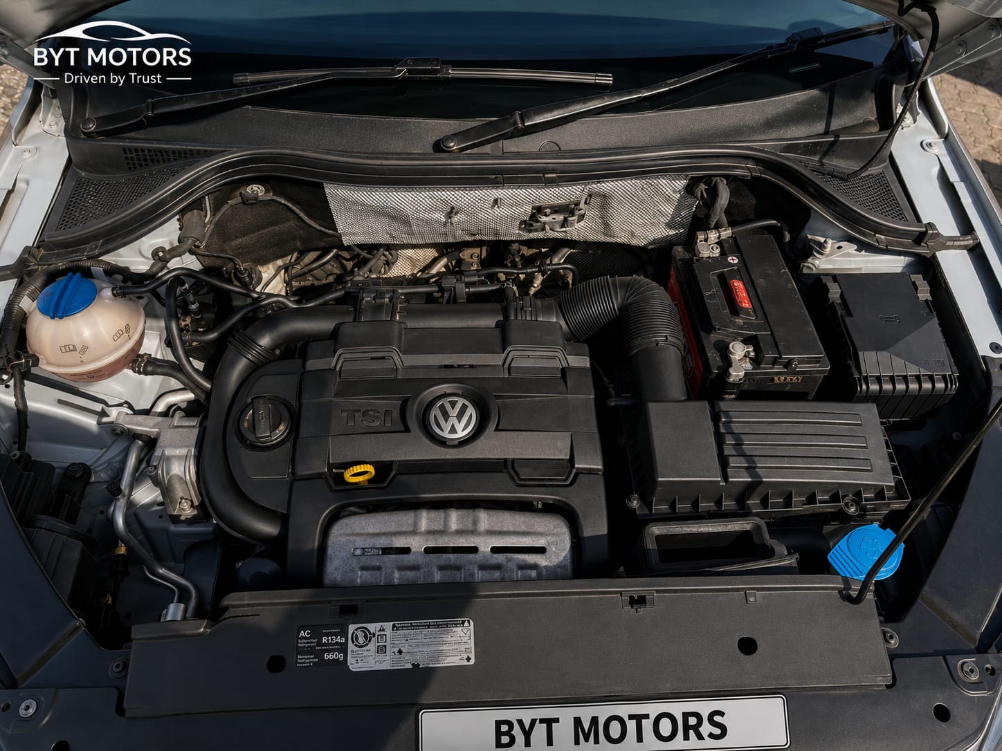 
								# Volkswagen Tiguan for Sale in Johannesburg | 2010 1.4 TSI Manual full									