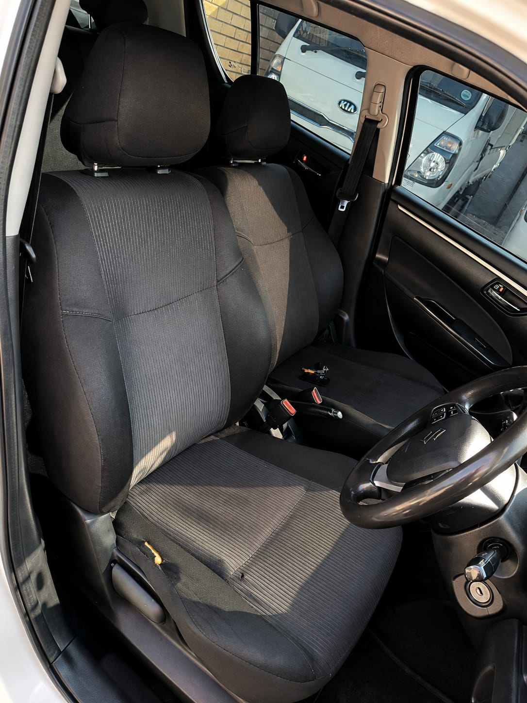
								# 2015 Suzuki Swift 1.2 Manual for Sale in Johannesburg | Used Cars Lenasia full									