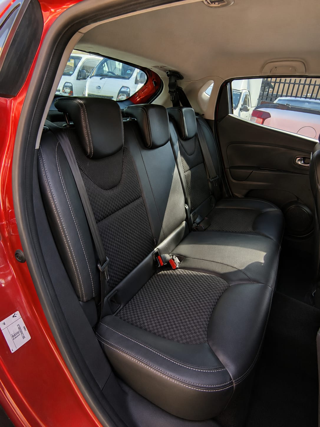 
								# 2018 Renault Clio 900T Dynamique for Sale in Johannesburg | Used Cars Lenasia full									